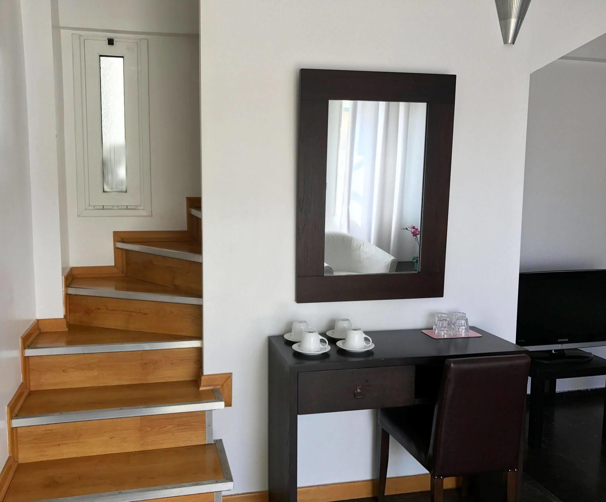 Hotel Niki 3*
